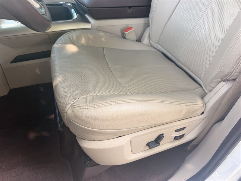 Used 2018 RAM 2500 Laramie AWD/4WD image 22