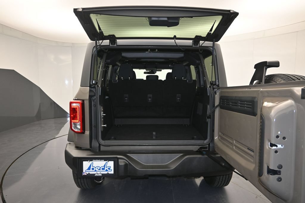 New 2026 Ford Bronco 4-Door AWD/4WD image 24