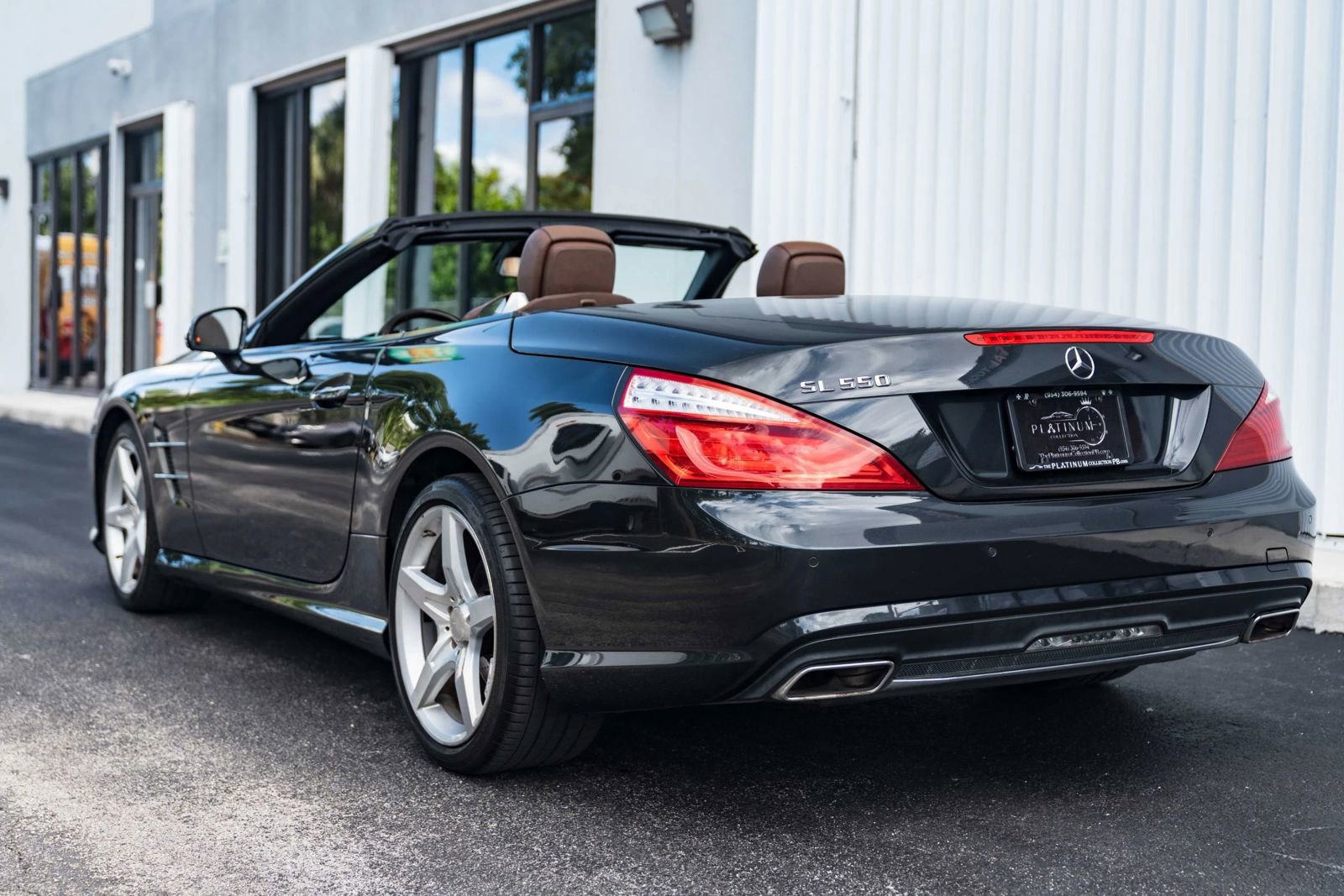 Used 2015 Mercedes-Benz SL 550 image 7