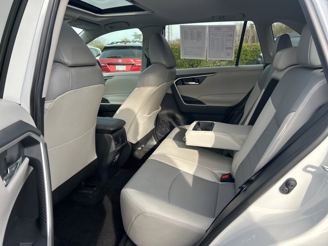 Used 2019 Toyota RAV4 XLE Premium w/ Cold Weather Package image 15