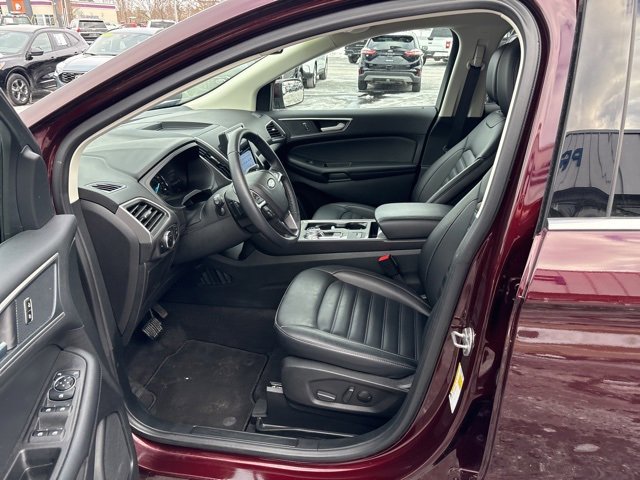 Used 2024 Ford Edge SEL w/ Convenience Package image 23