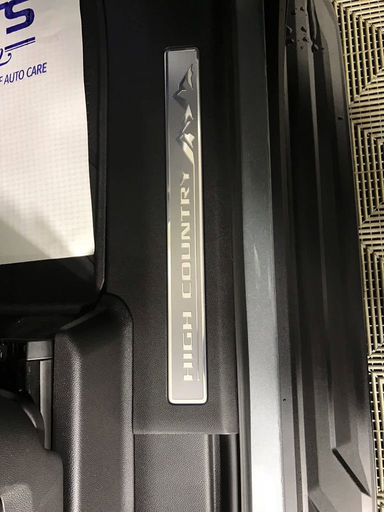 New 2026 Chevrolet Suburban High Country w/ Sun And Tow Package image 37