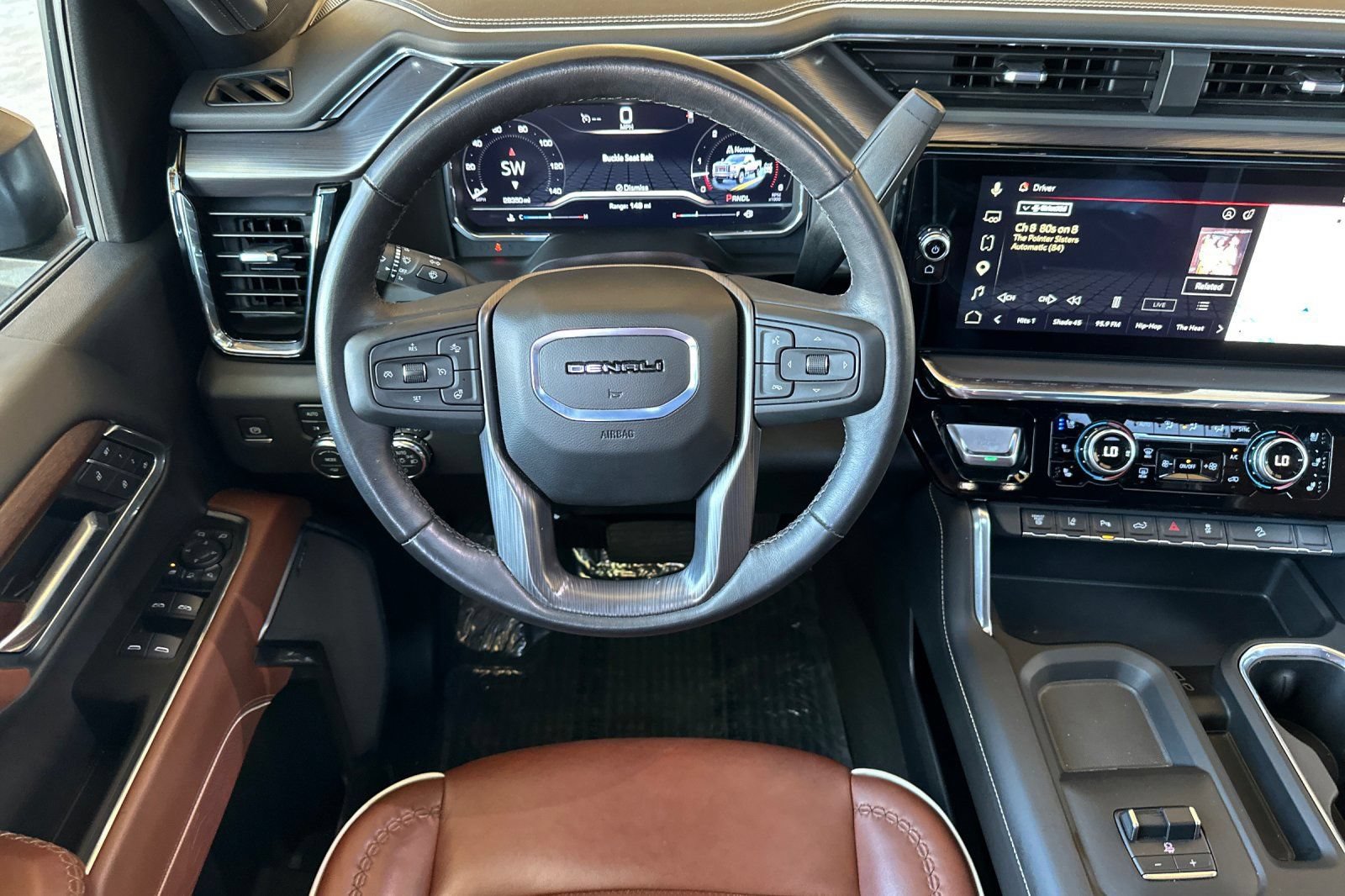 Certified 2025 GMC Sierra 2500 Denali Ultimate AWD/4WD image 15