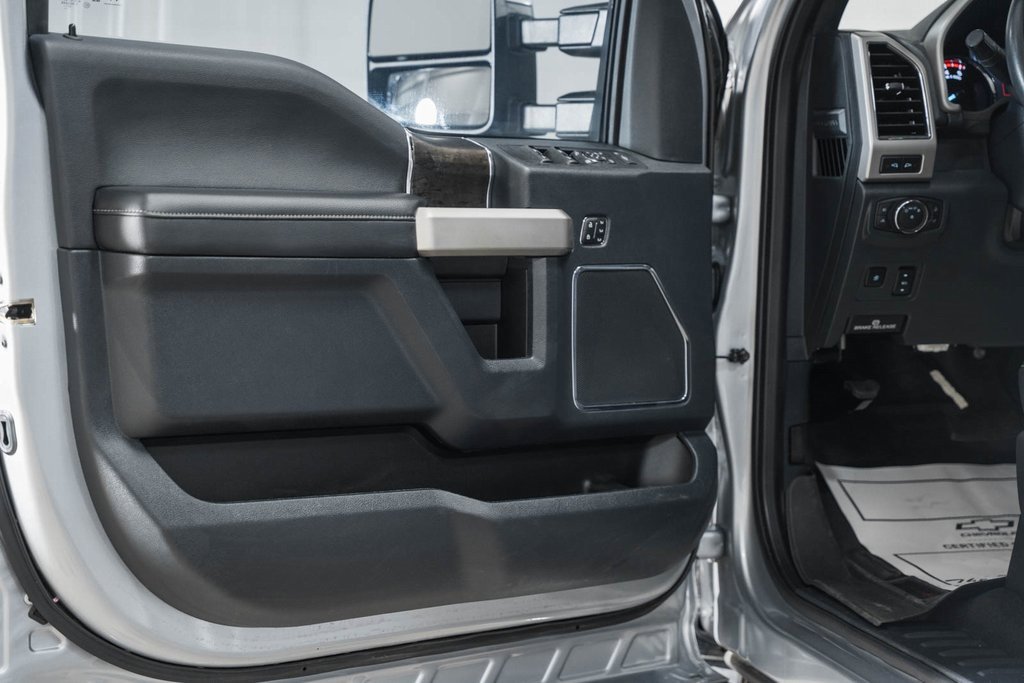 Used 2022 Ford F250 Lariat w/ Lariat Ultimate Package image 45