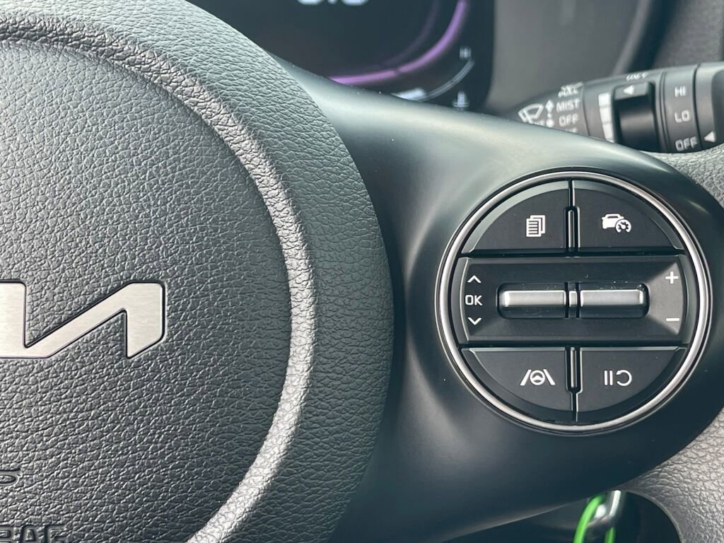 Used 2024 Kia Soul LX w/ Option Group 015 image 16