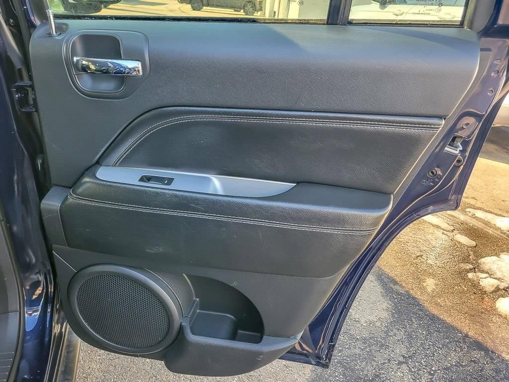 Used 2016 Jeep Compass High Altitude image 21