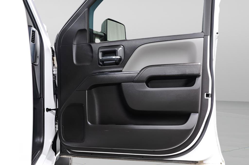 Used 2016 Chevrolet Silverado 3500 W/T w/ WT Convenience Package AWD/4WD image 32