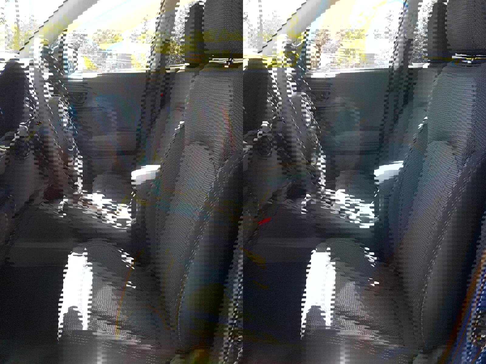 Used 2024 Subaru Crosstrek 2.0i Premium image 15