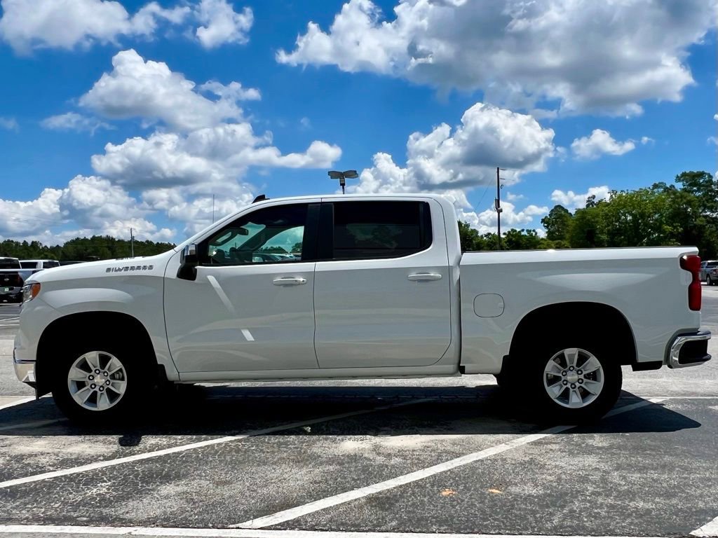 Used 2024 Chevrolet Silverado 1500 LT w/ Protection Package image 9