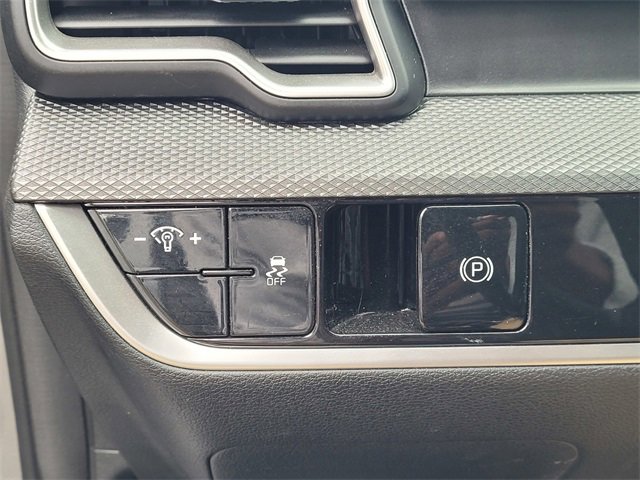 Used 2024 Kia Sportage LX image 23