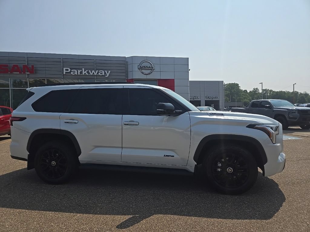 Used 2024 Toyota Sequoia Limited AWD/4WD image 8