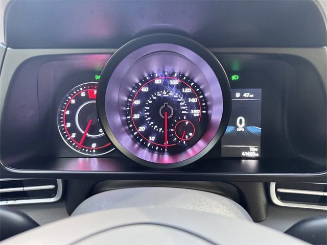 Used 2023 Hyundai Elantra SEL w/ Preferred Accessory Package image 17