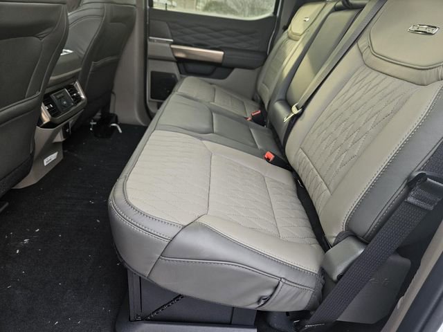 New 2026 Ford F450 Platinum w/ Platinum Plus Package AWD/4WD image 14