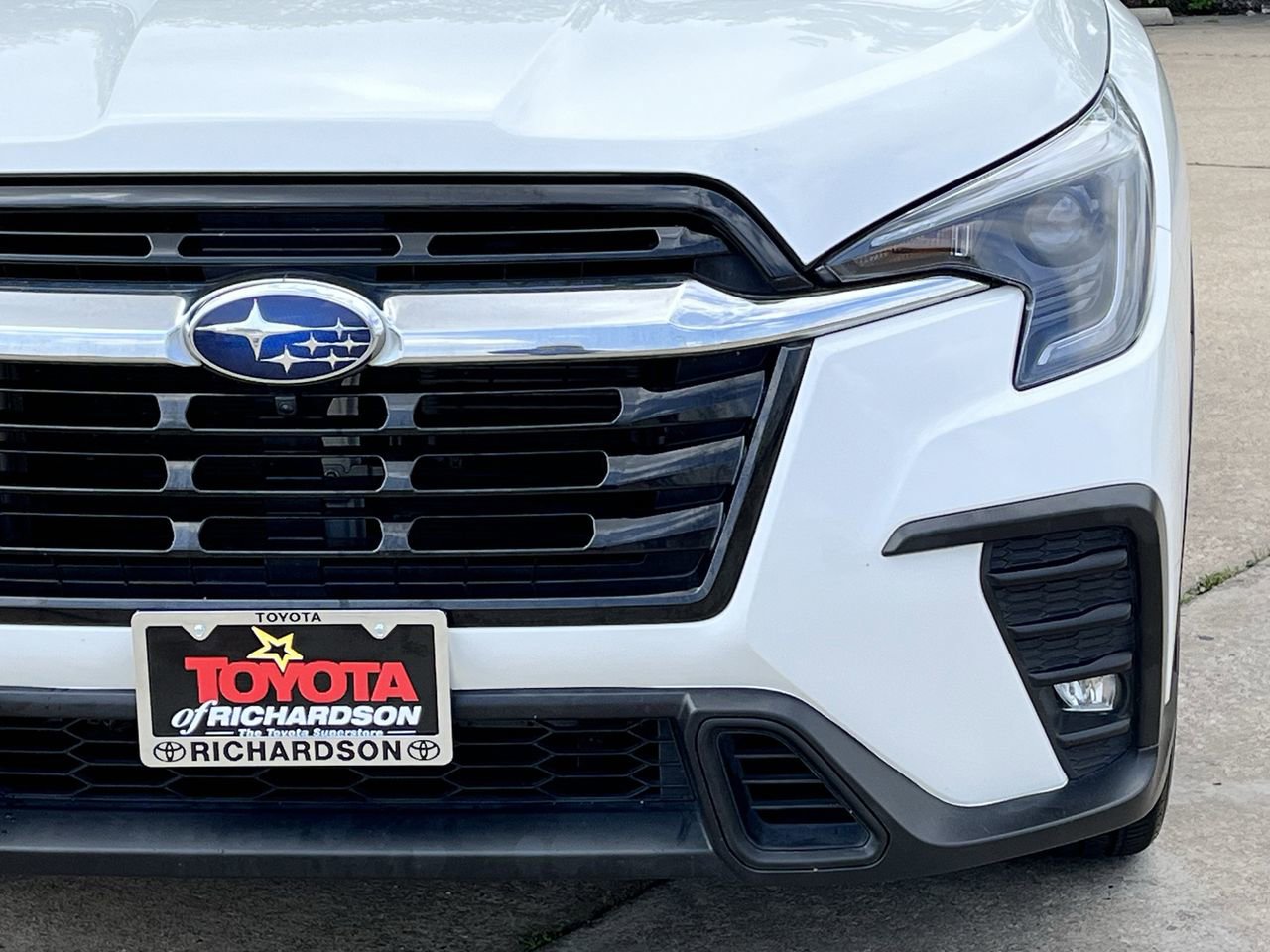 Used 2023 Subaru Ascent Limited w/ Technology Package image 8