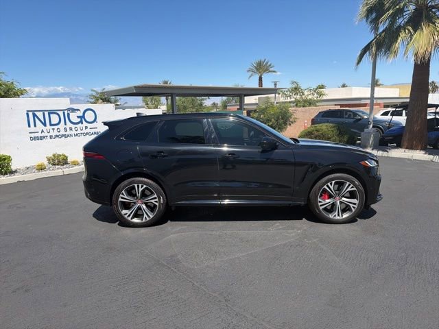 Used 2023 Jaguar F-PACE SVR image 4