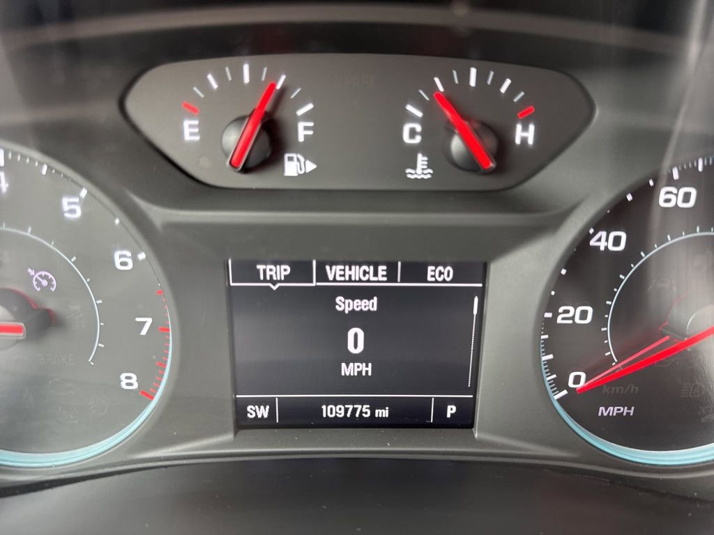 Used 2022 Chevrolet Malibu LT FWD image 17