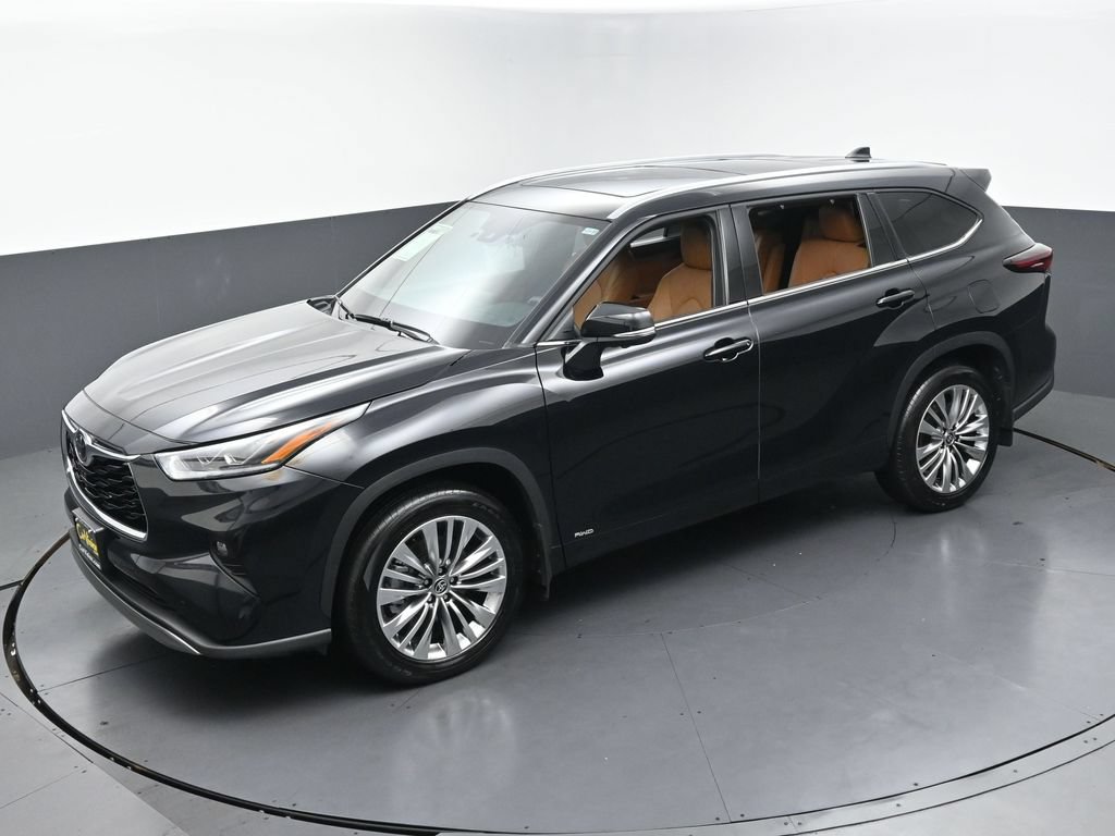 Used 2026 Toyota Highlander Platinum AWD/4WD image 42