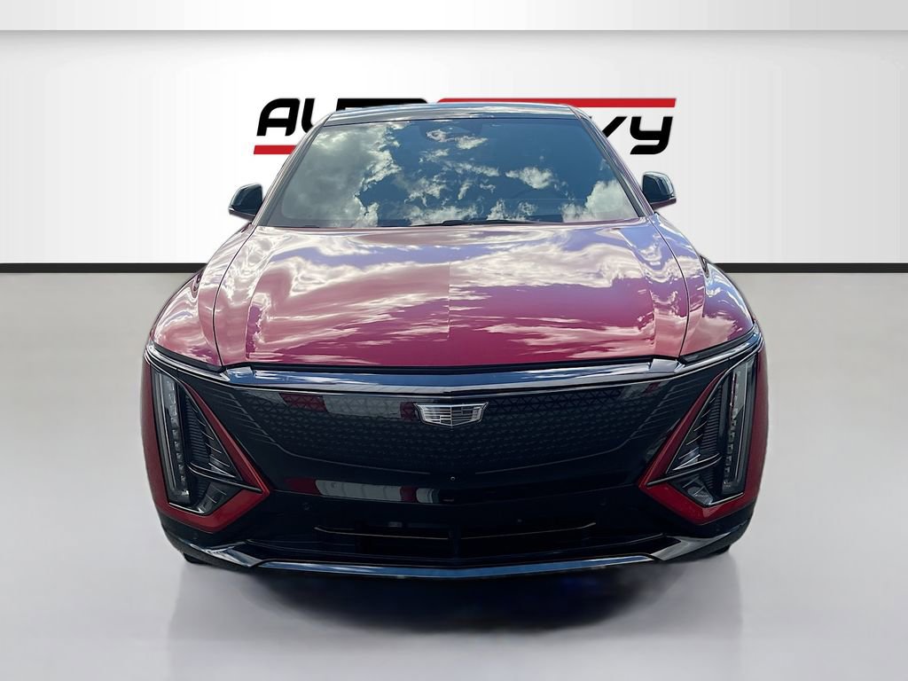 Used 2024 Cadillac Lyriq Sport w/ Nappa Leather Package AWD/4WD image 2