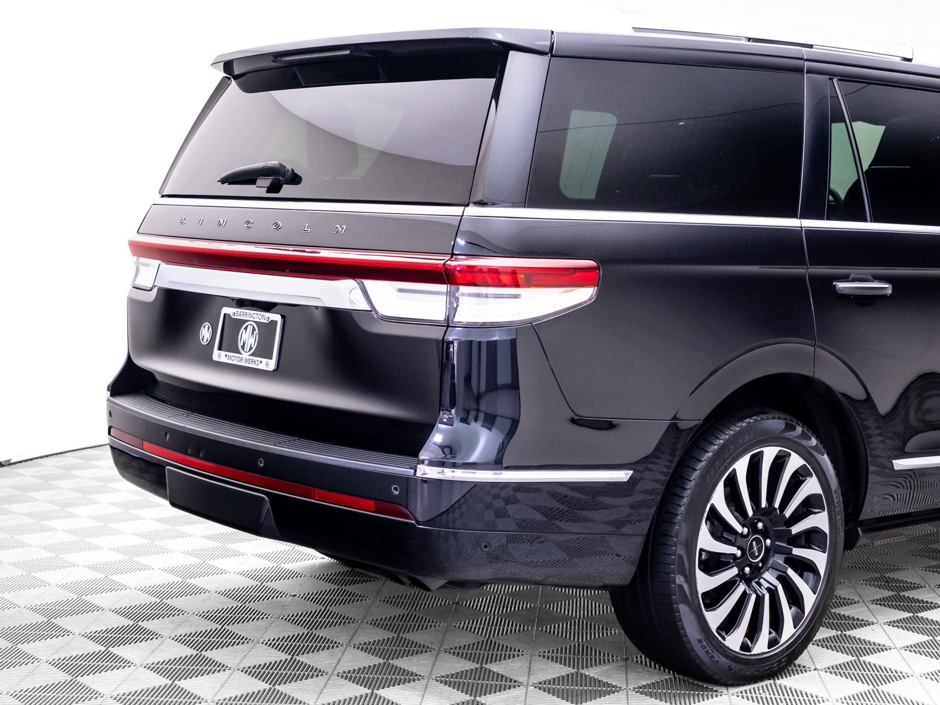 Used 2022 Lincoln Navigator Black Label AWD/4WD image 36