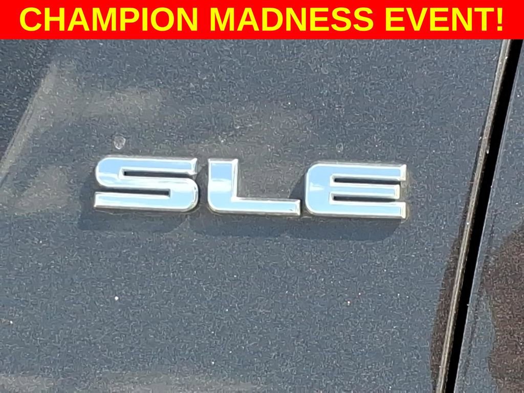 Used 2018 GMC Acadia SLE w/ Driver Alert Package I image 11