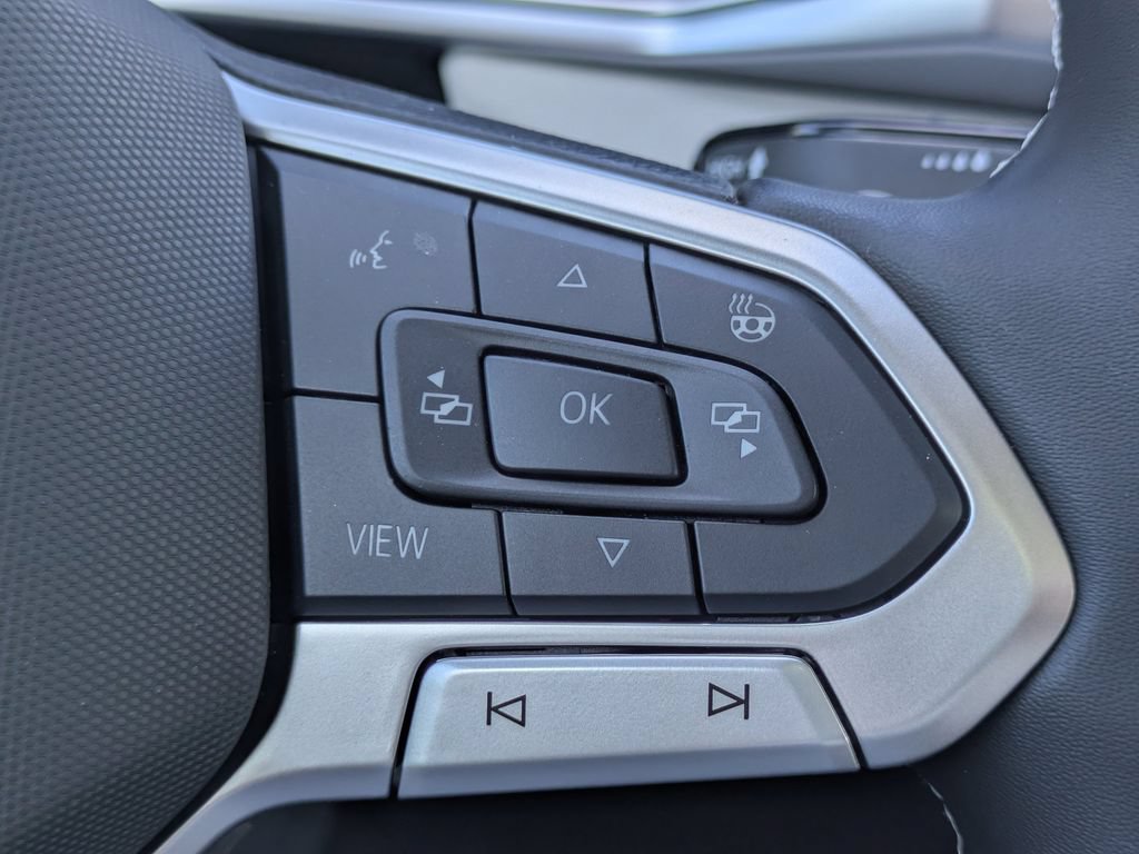 New 2026 Volkswagen Taos SE AWD/4WD image 26