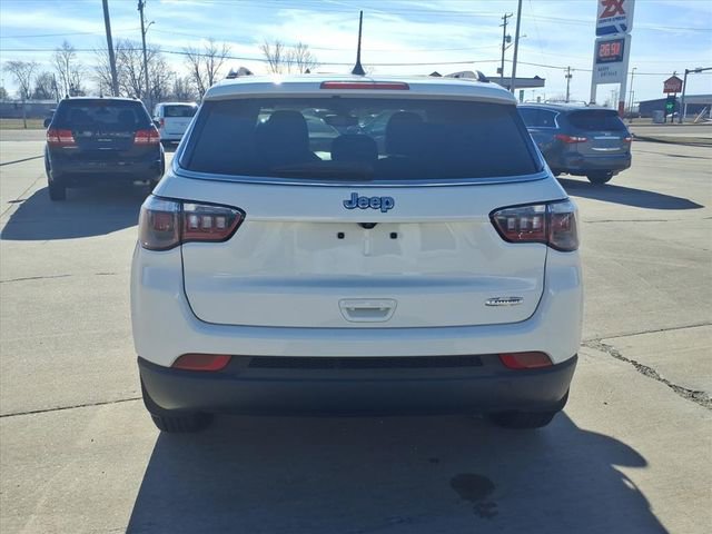 Used 2020 Jeep Compass Latitude image 26