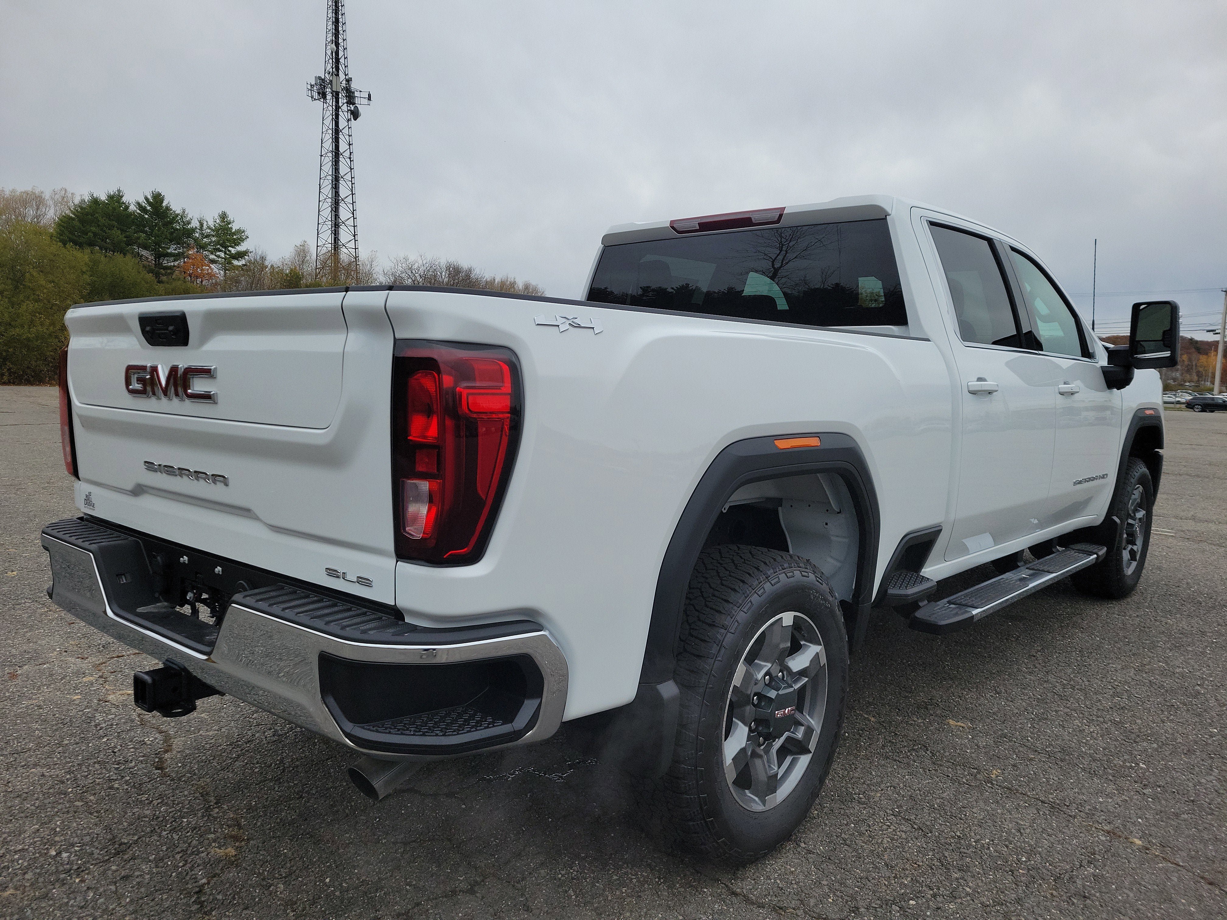 New 2026 GMC Sierra 2500 SLE w/ SLE Convenience Package AWD/4WD image 7