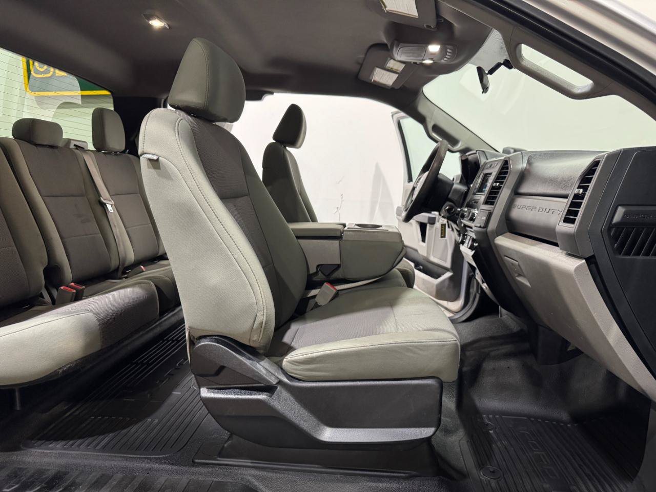 Used 2018 Ford F250 XL w/ Power Equipment Group AWD/4WD image 14