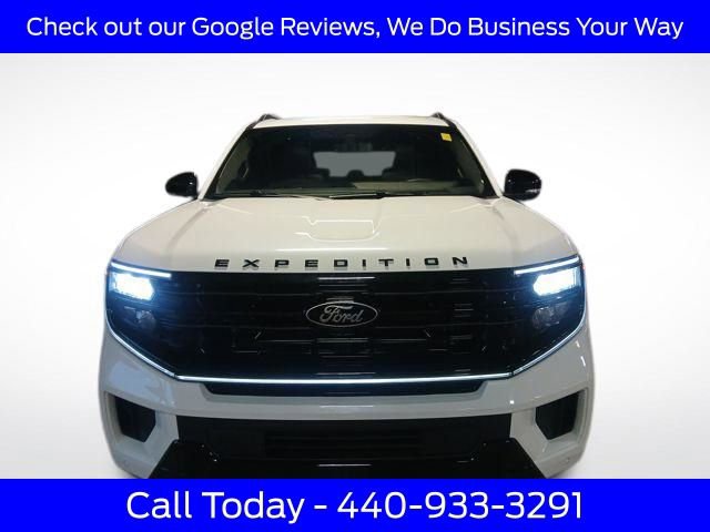 Used 2025 Ford Expedition Max Platinum w/ Stealth Performance Package image 13