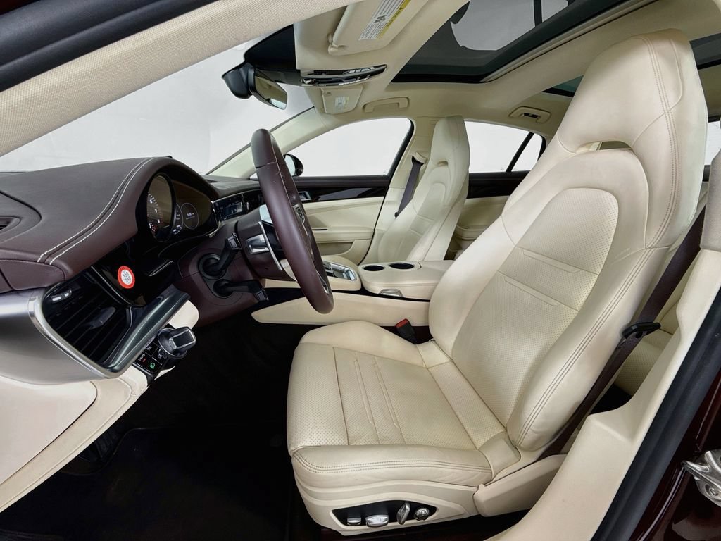 Certified 2018 Porsche Panamera 4 AWD/4WD image 5