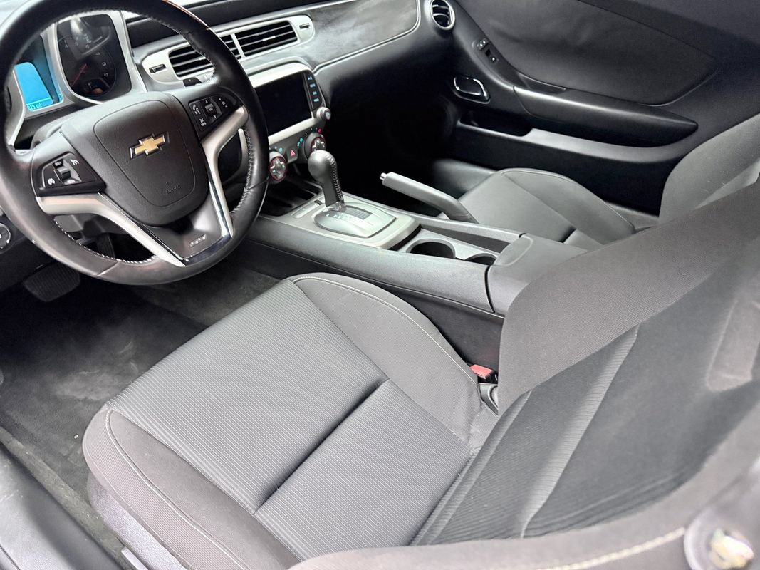 Used 2015 Chevrolet Camaro SS w/ RS Package RWD image 9