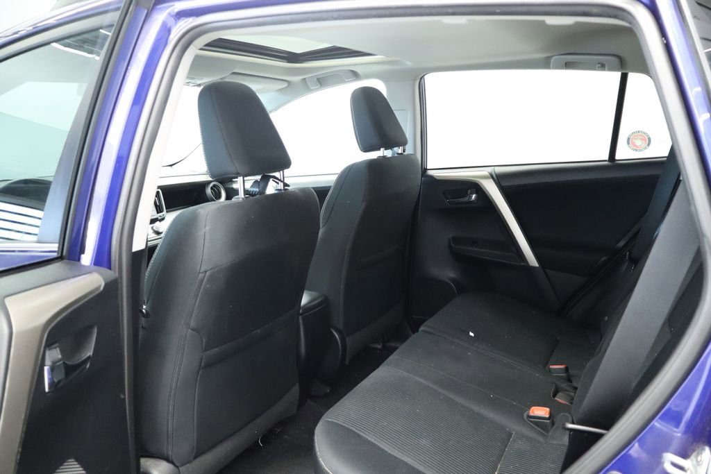 Used 2015 Toyota RAV4 XLE AWD/4WD image 20