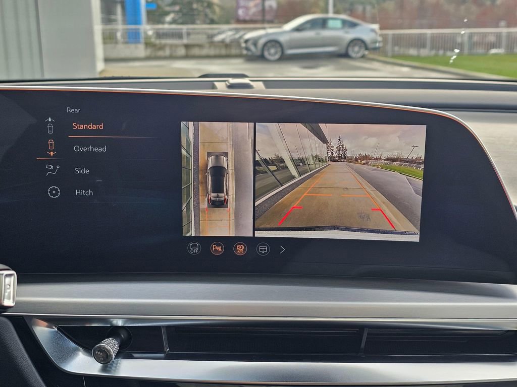 Used 2026 Cadillac Lyriq Sport image 30