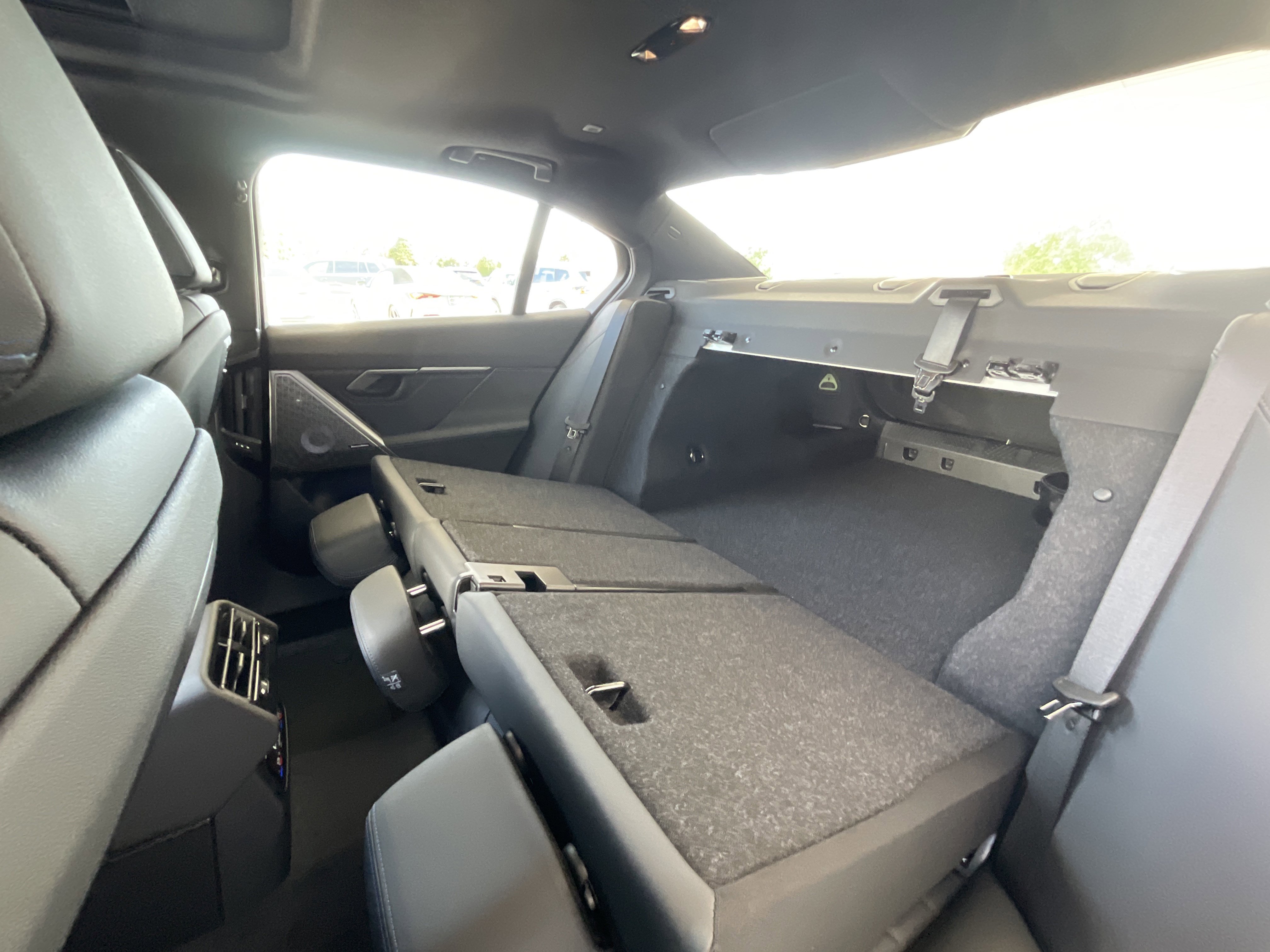 New 2026 BMW 540i xDrive w/ M Sport Package image 31