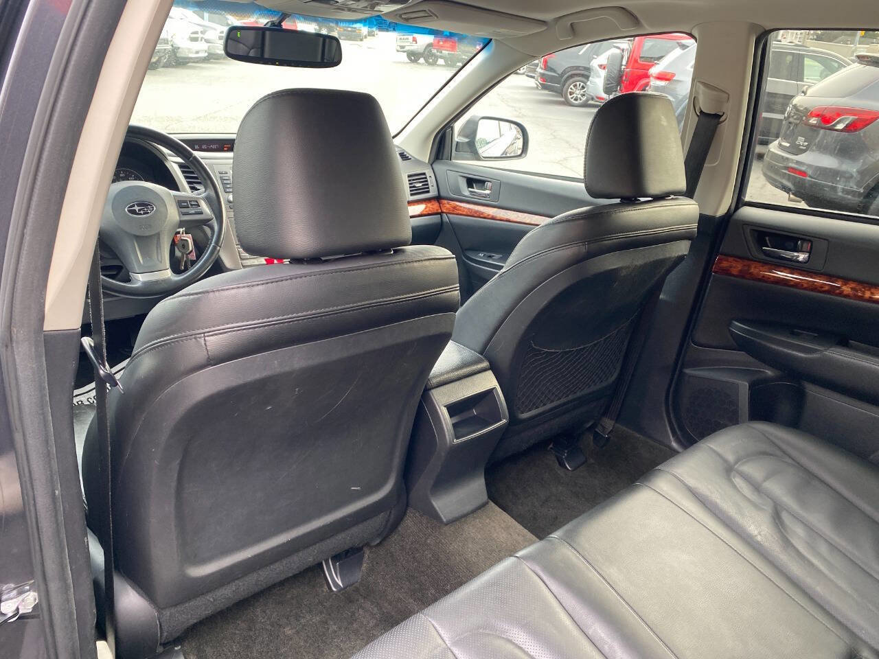 Used 2012 Subaru Outback 2.5i Limited image 22