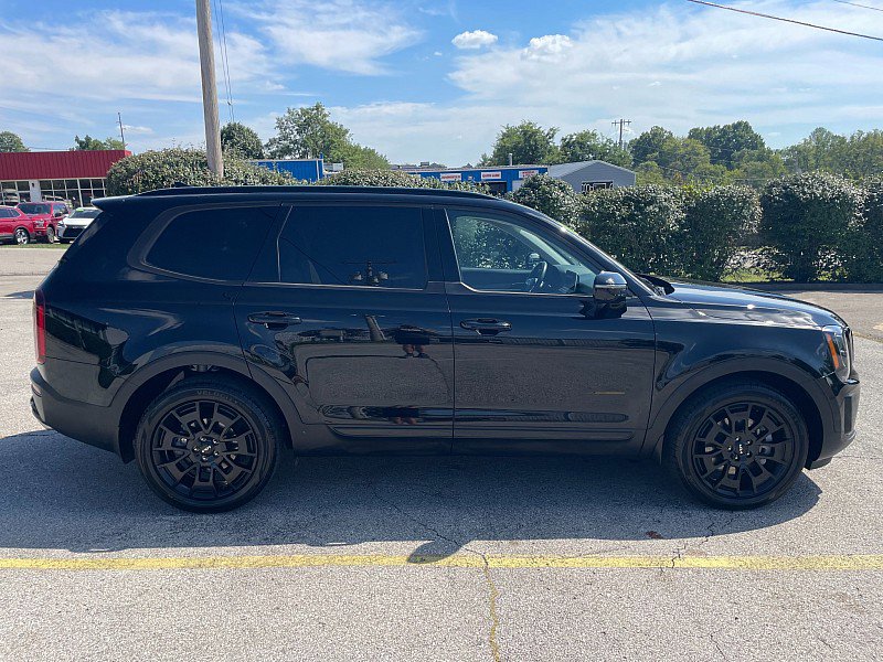 Used 2022 Kia Telluride SX w/ SX Prestige Package image 10