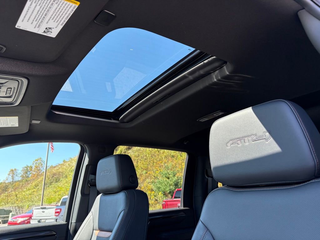 New 2026 GMC Sierra 2500 AT4 w/ AT4 Premium Plus Package image 10