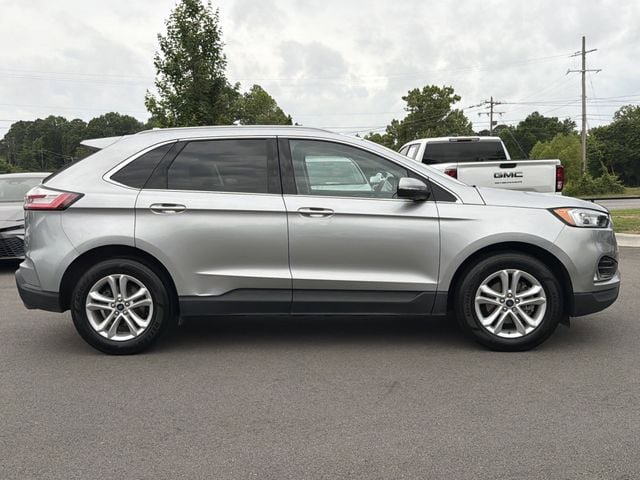 Used 2020 Ford Edge SEL w/ Convenience Package FWD image 2