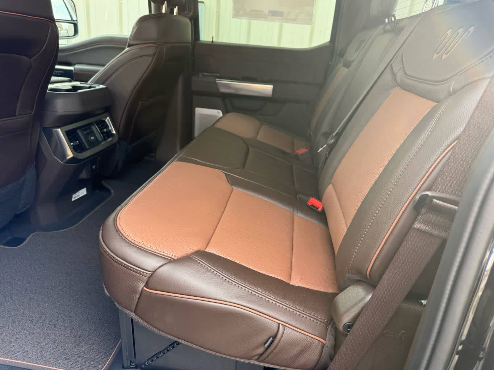 New 2026 Ford F350 King Ranch w/ FX4 Off-Road Package image 5