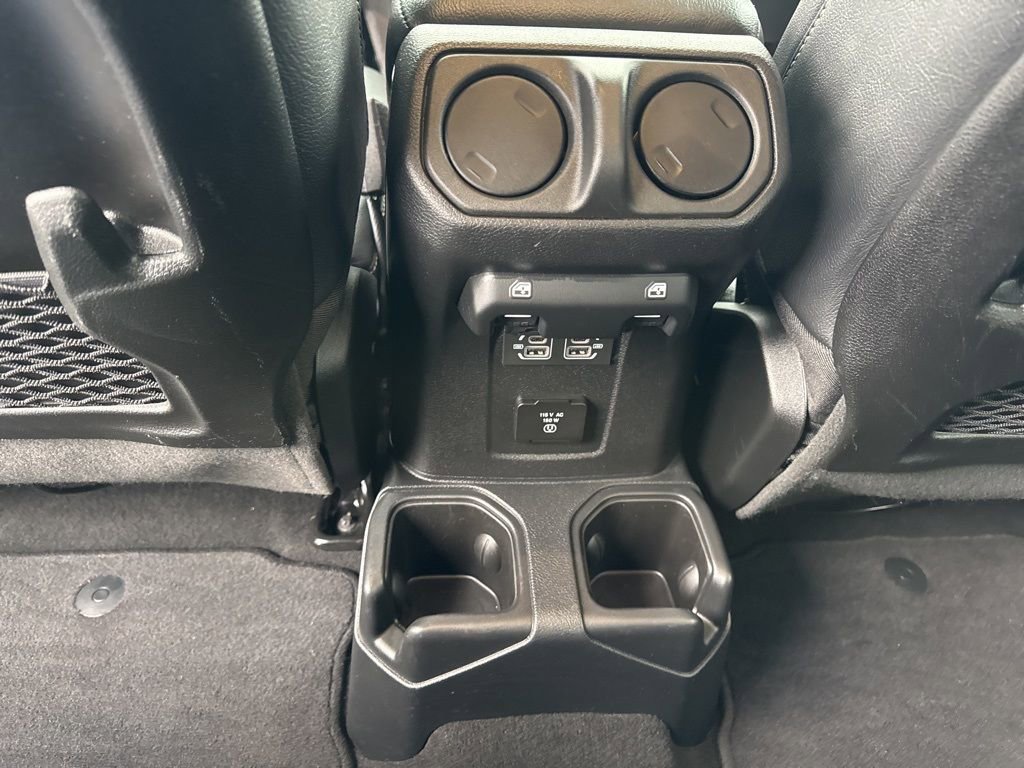 Used 2025 Jeep Wrangler Unlimited Rubicon image 43
