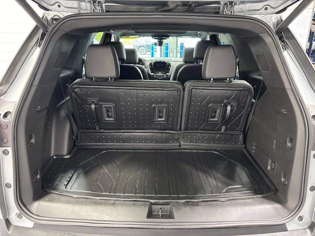 Used 2023 Chevrolet Traverse LT w/ LT Premium Package AWD/4WD image 52