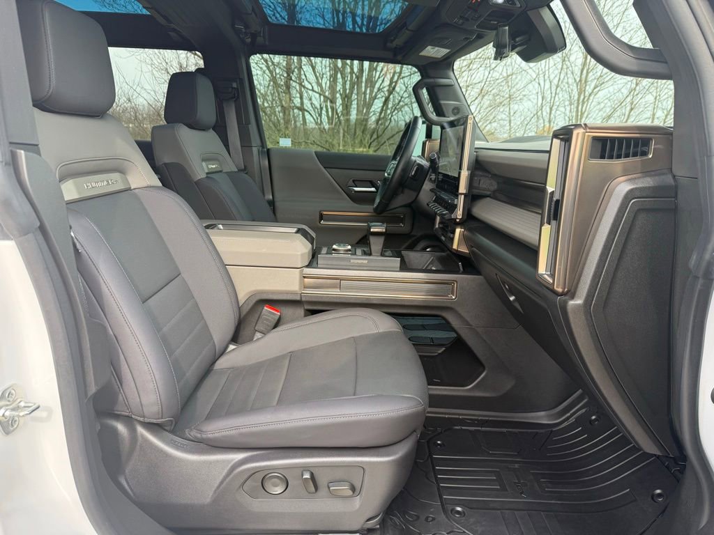 Used 2025 GMC Hummer EV 3X image 26