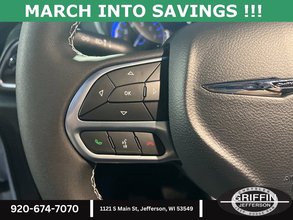 New 2026 Chrysler Pacifica Select image 21