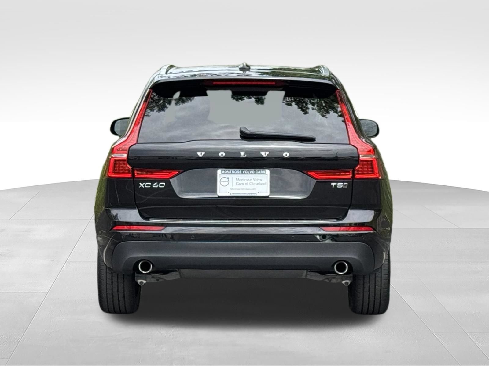 Used 2021 Volvo XC60 T5 Momentum w/ Premium Package AWD/4WD image 6