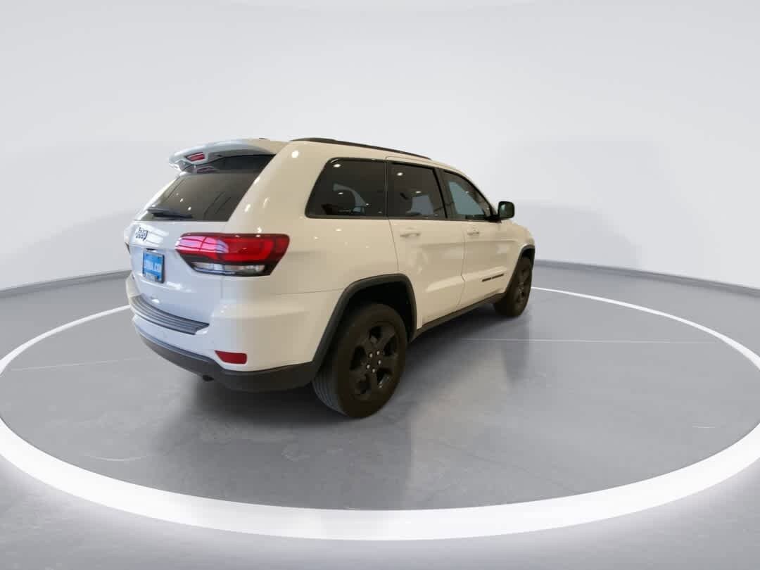 Used 2021 Jeep Grand Cherokee Freedom Edition AWD/4WD image 8