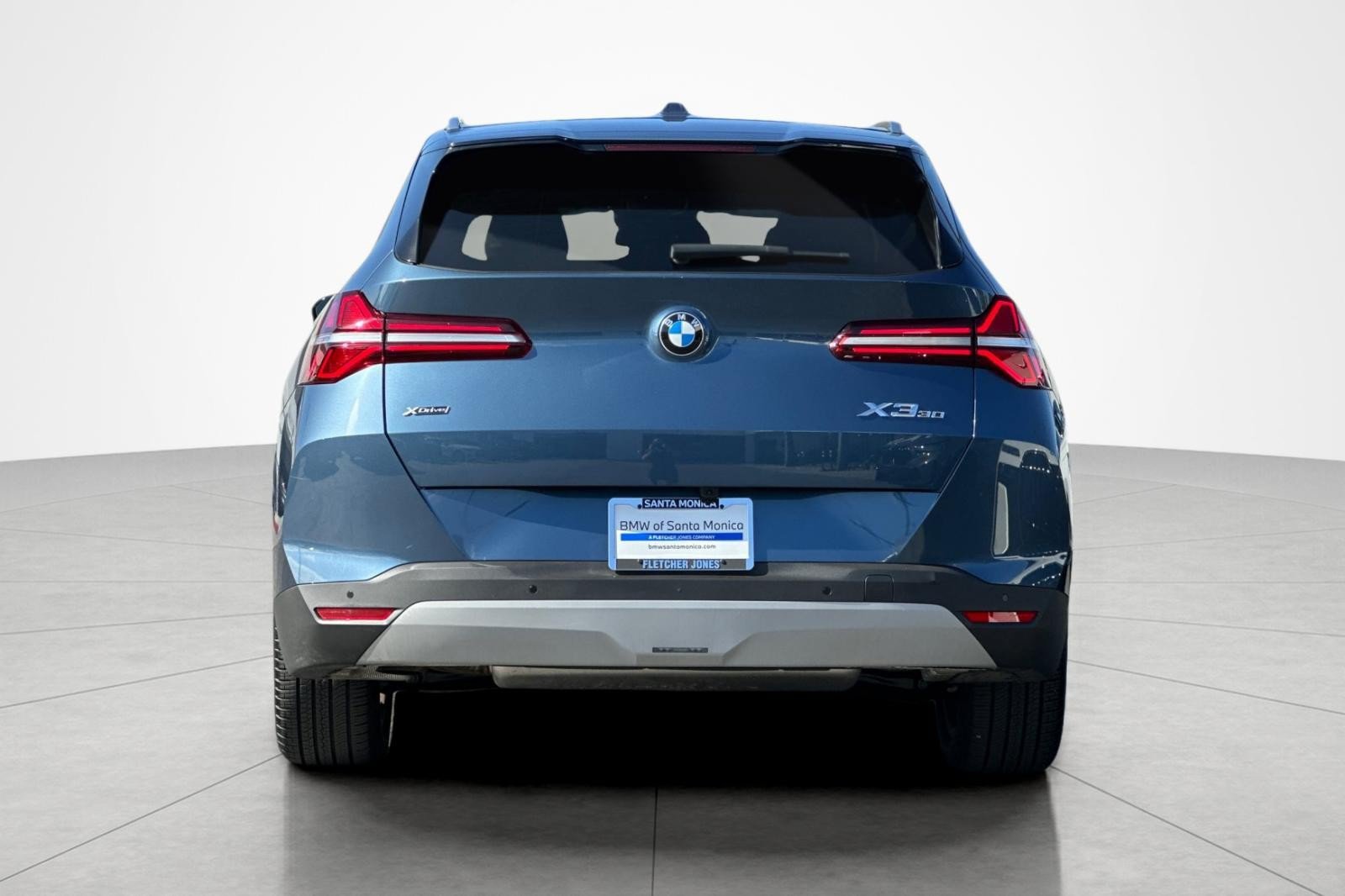 Used 2026 BMW X3 xDrive30i w/ Premium Package AWD/4WD image 4