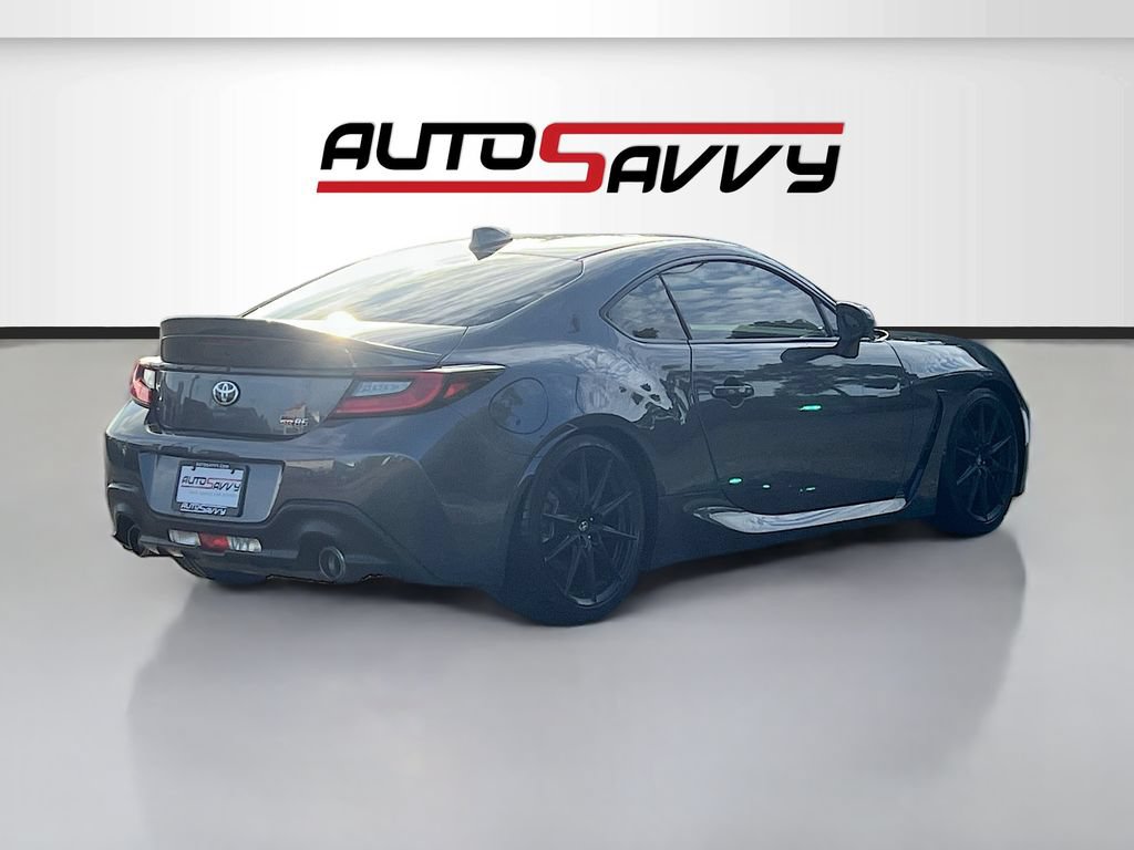 Used 2024 Toyota GR86 Premium RWD image 7
