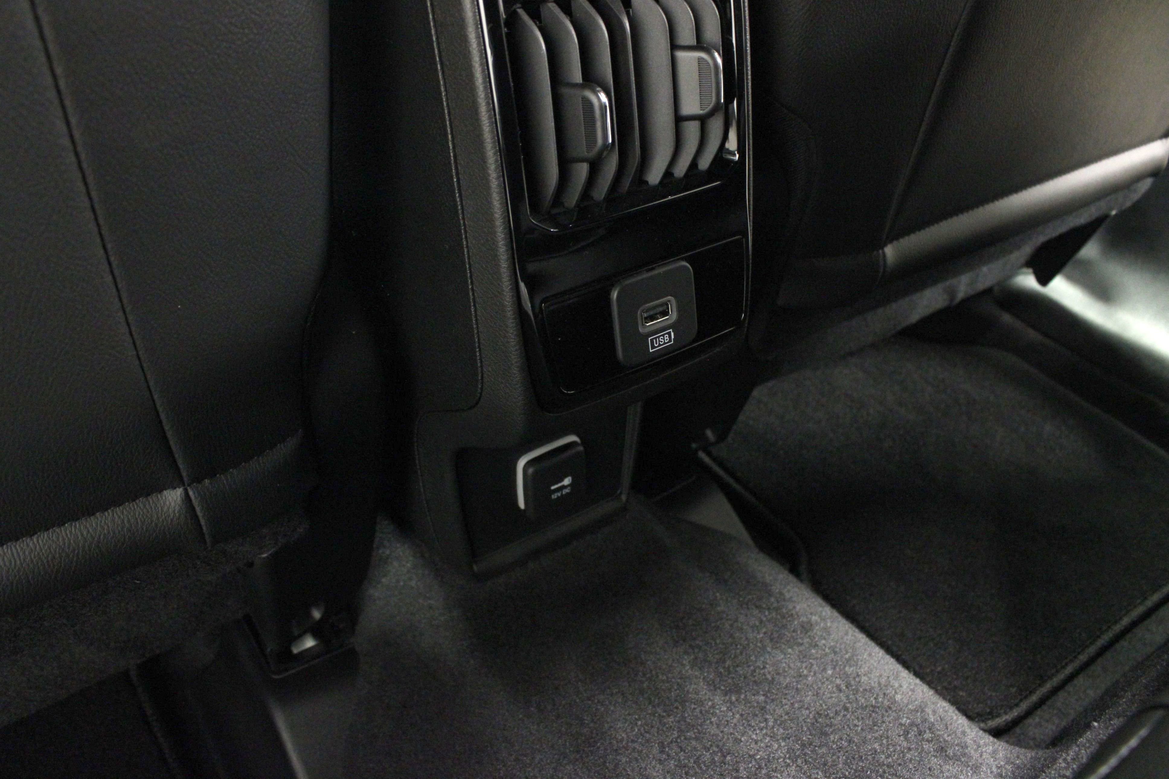 New 2026 Jeep Compass Latitude AWD/4WD image 17