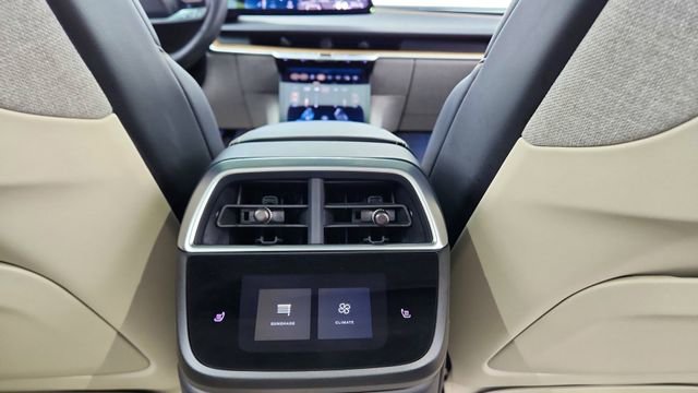 Used 2023 Lucid Air Touring AWD/4WD image 52