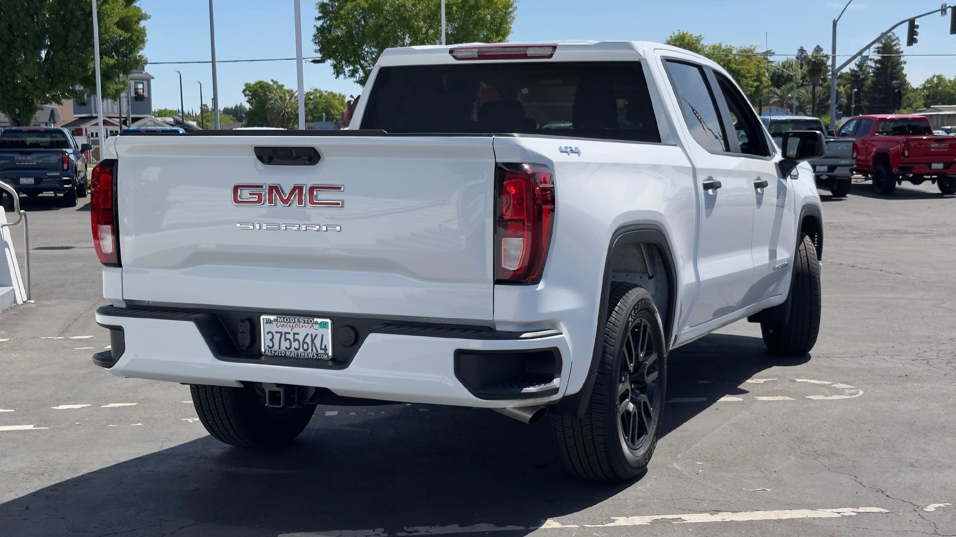 Used 2026 GMC Sierra 1500 Pro w/ Graphite Edition AWD/4WD image 5
